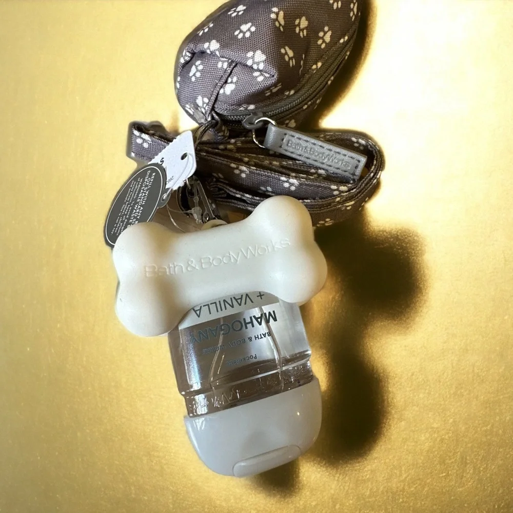 BATH & Body Works BUNDLE!! Wearable Doggie Clean-Up Bags PocketBac Holder and…. - Picture 3 of 6